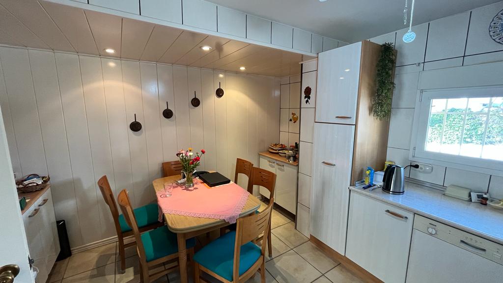 VILLA FOR SALE IN ALBIR