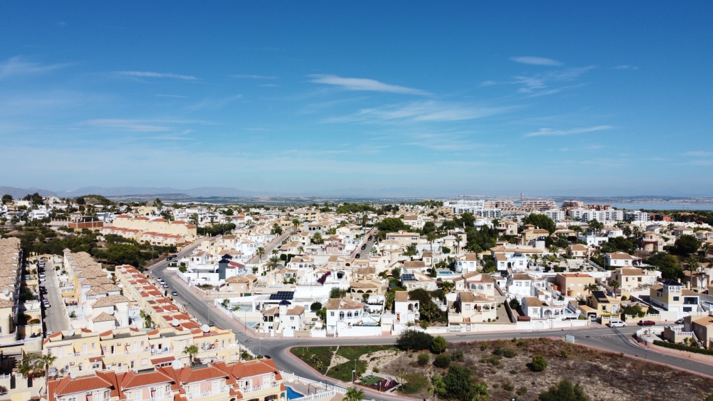 APARTAMENTOS MODERNOS EN VENTA EN ORIHUELA