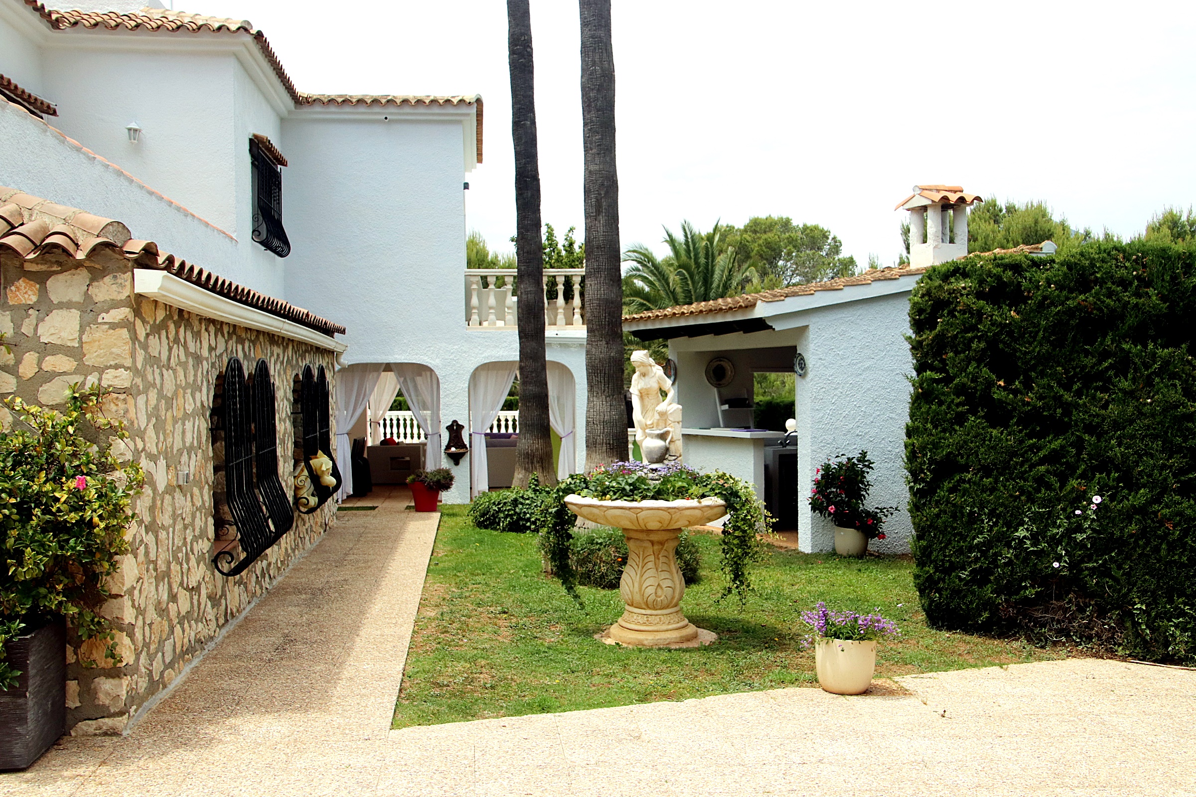 Large villa for sale in EL Albir