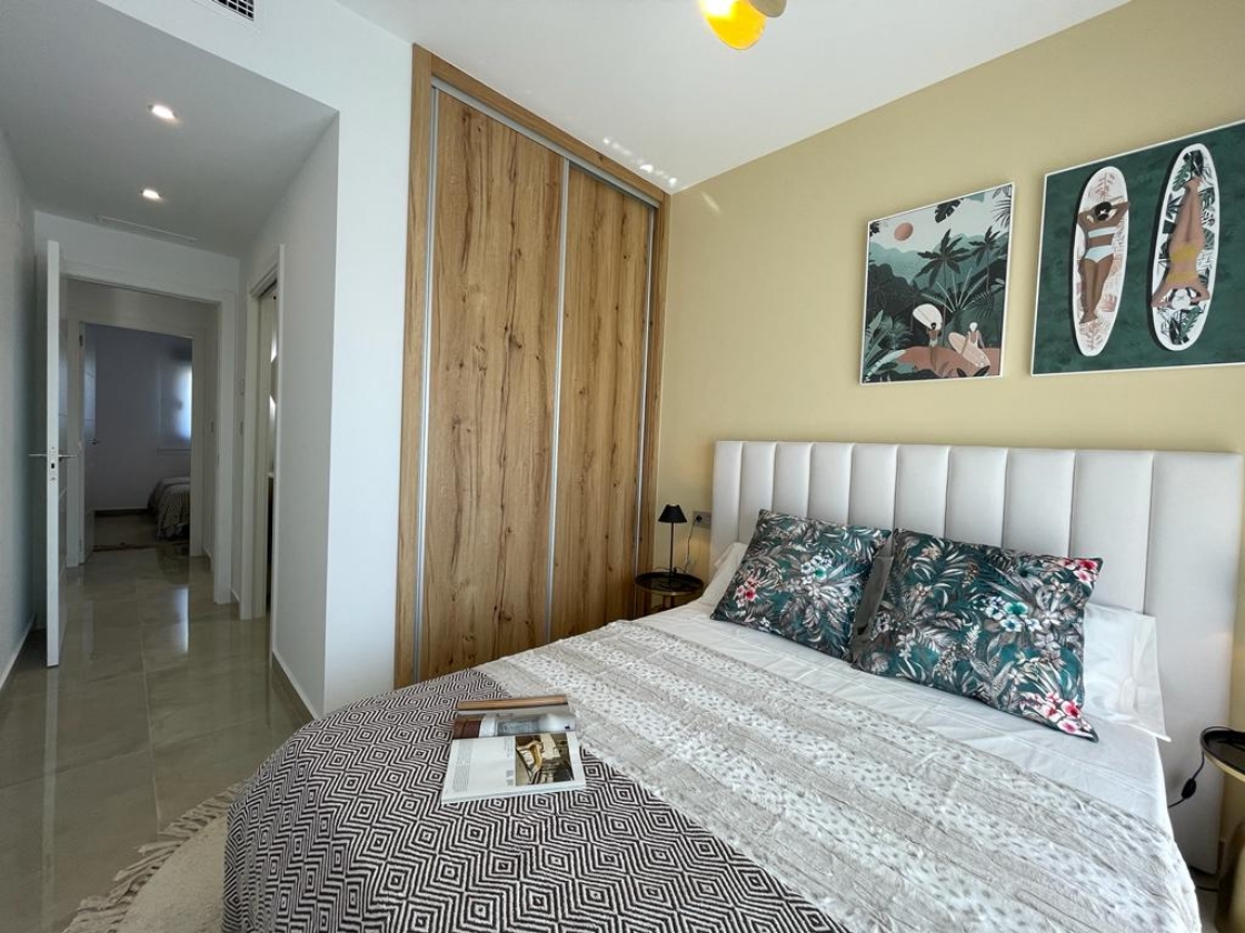 WOONCOMPLEX TE KOOP MET LUXE APPARTEMENTEN EN PENTHOUSES