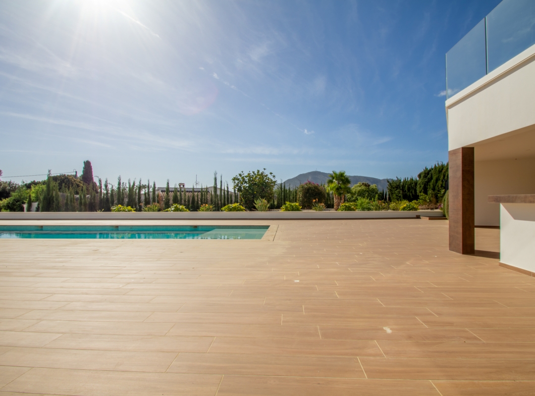Amplia y moderna villa en venta en el Planet -Altea