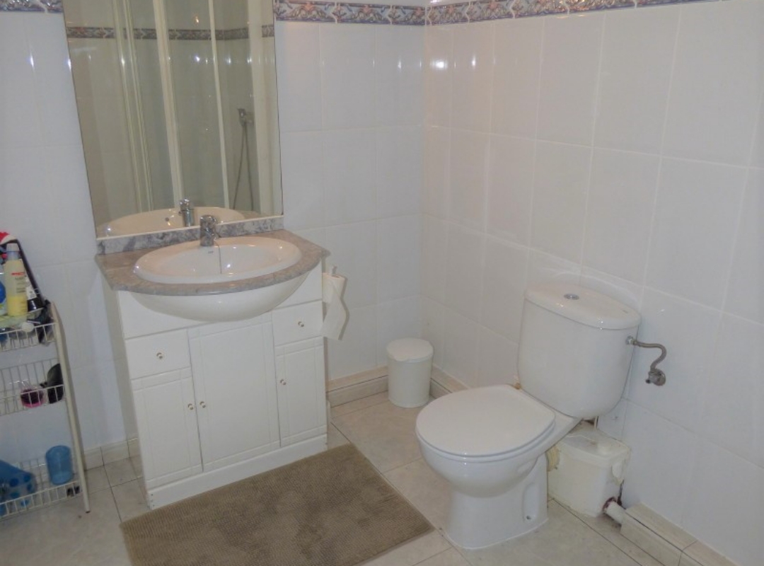 VILLA CON VISTAS EN VENTA EN POLOP