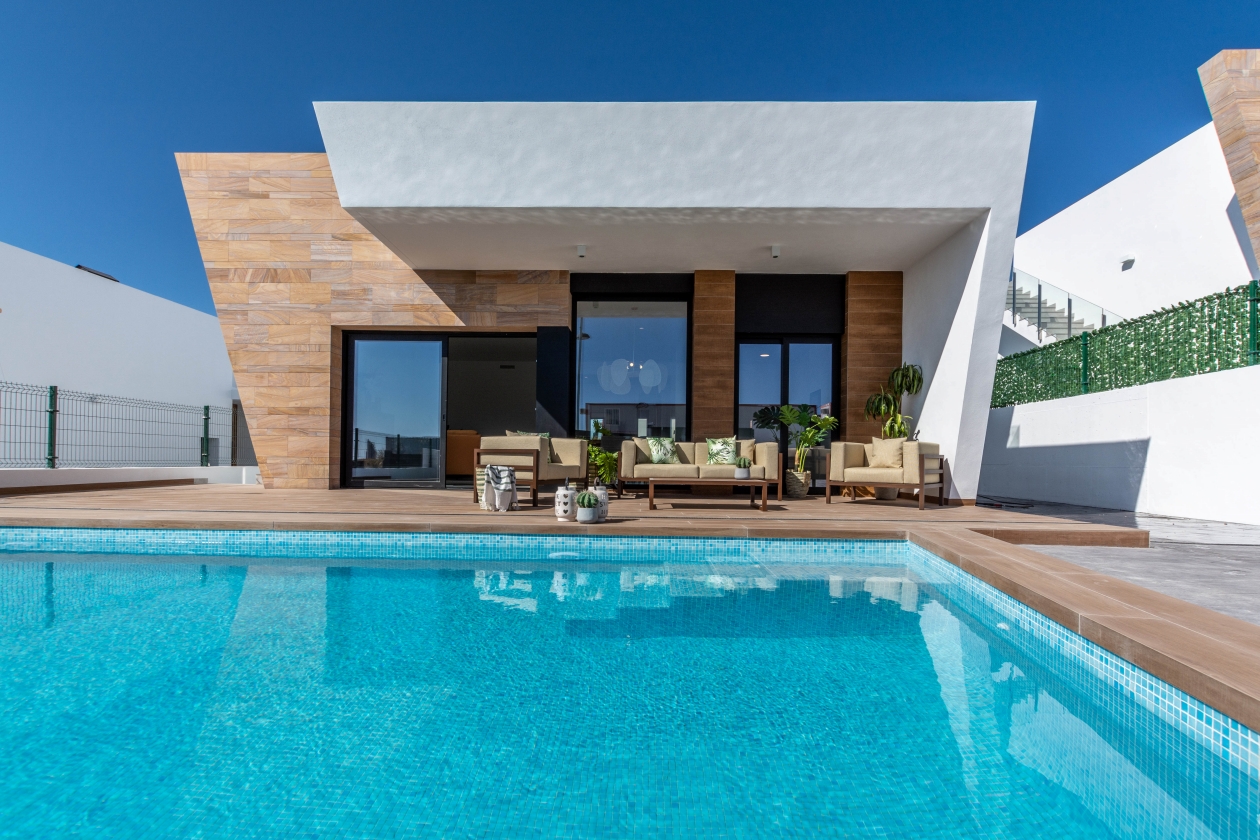 Villa Moderna en venta  con vistas al mar en Finestrat