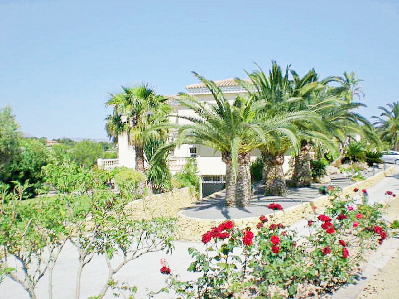 Amplia villa en venta en Alfaz del pi